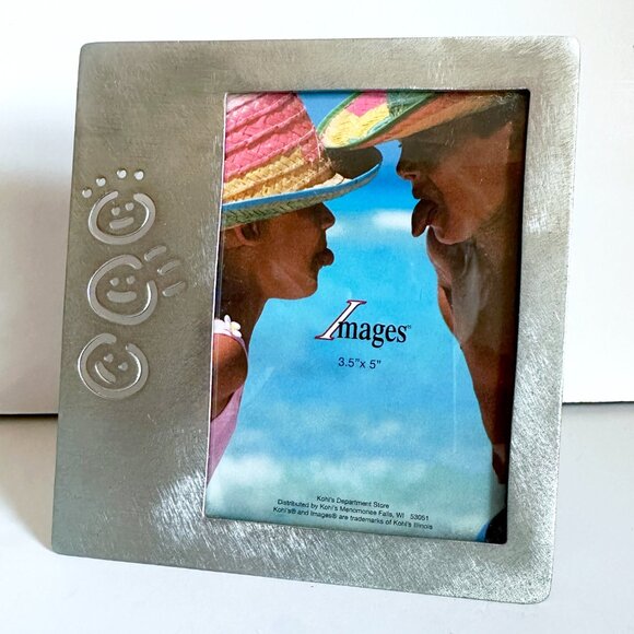 Brushed Silver Metal Picture Frame with 3 Smiley Faces for 3.5x5 Photo - Picture 3 of 7